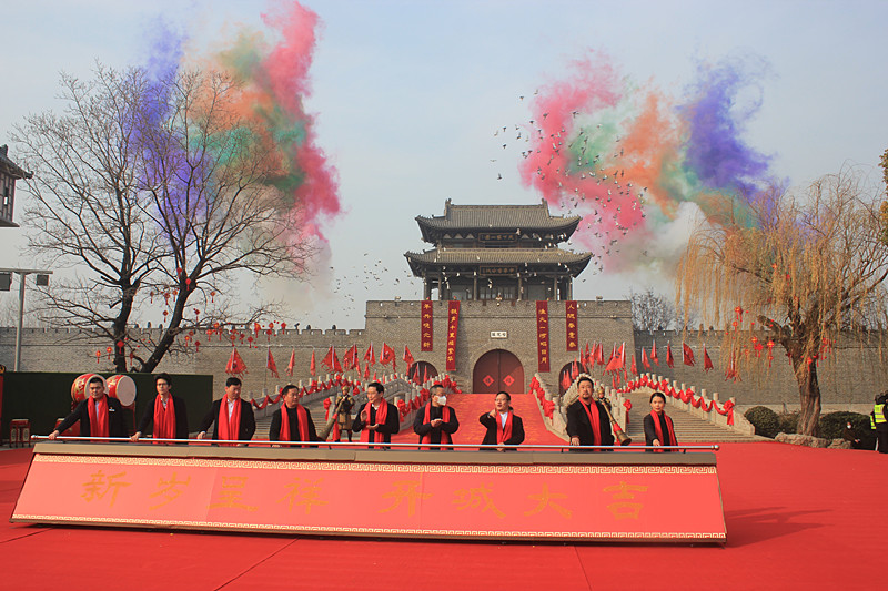 ���M(f��i)��!�_(t��i)���f�ų�Ԫ���e�С��_(k��i)���T(m��n)��ӭ�´������(d��ng)