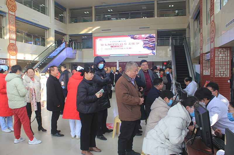 �F�ǅ^(q��)���t(y��)Ժ�෽�Ļ���(ji��)ʢ���_Ļ���������t(y��)���裬�츣���ս���